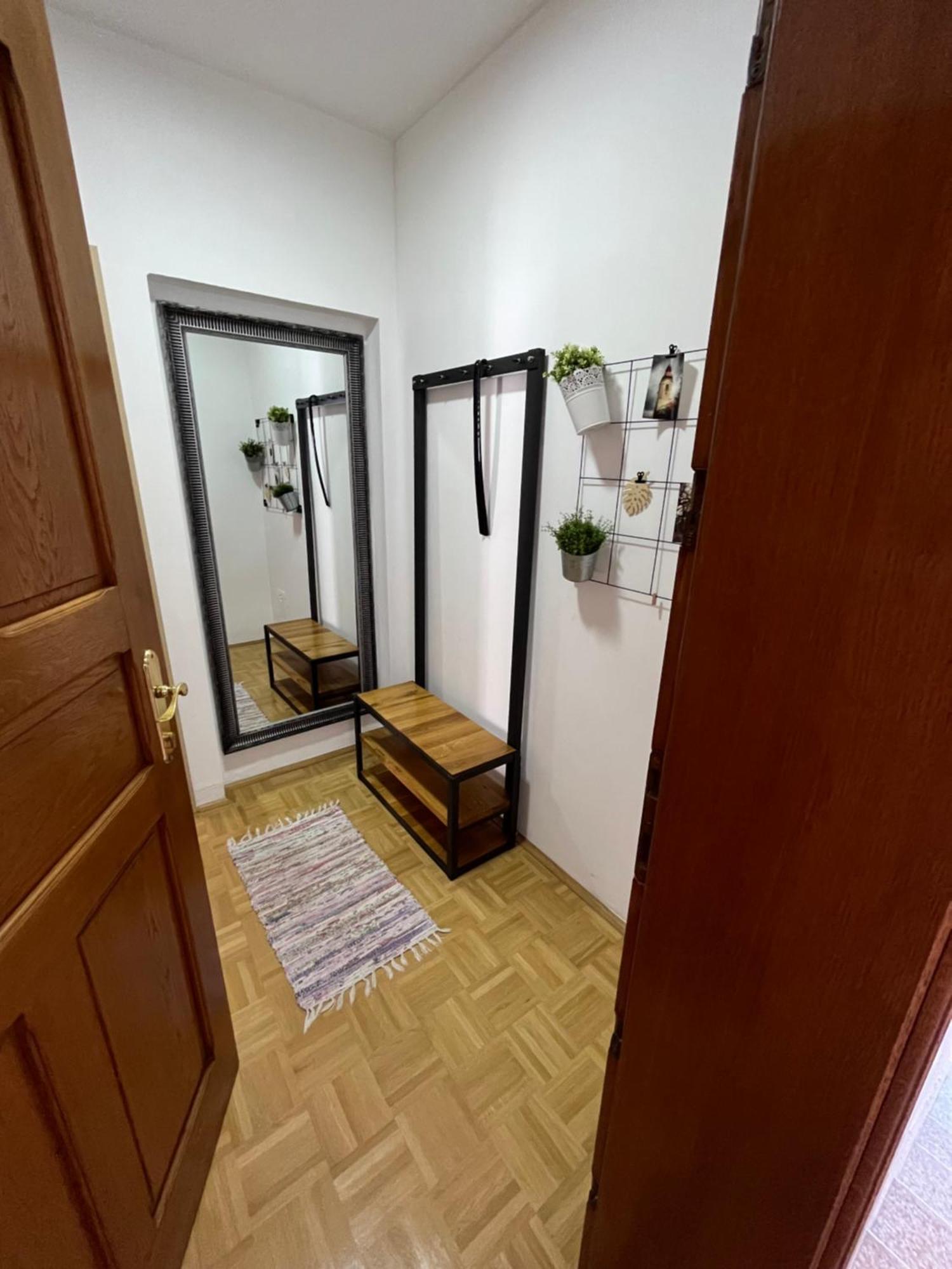 For5 Apartamento Ðakovo Exterior foto